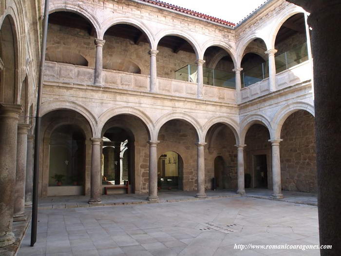 CLAUSTRO DEL VIVERO